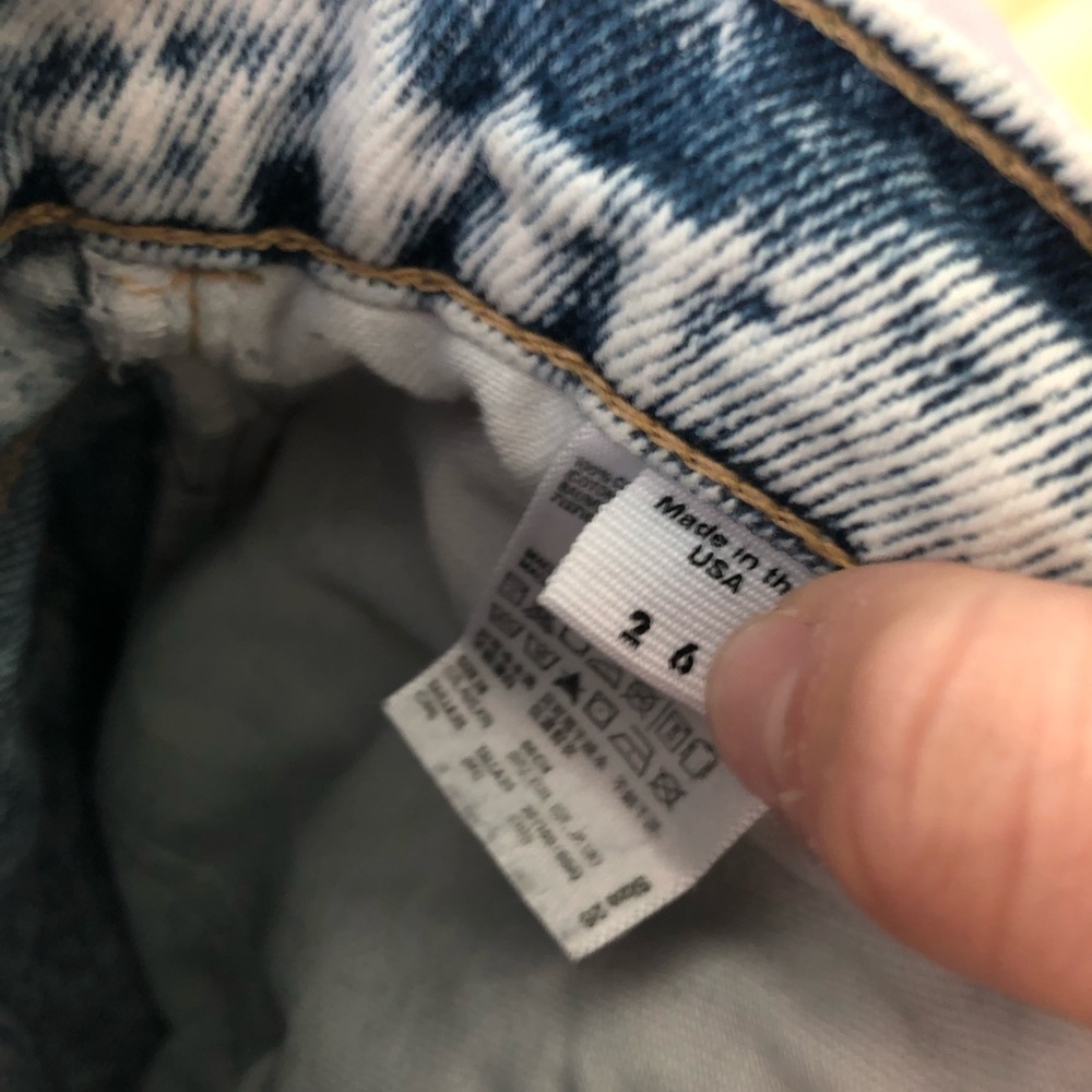 American Apparel Acid Wash High Waisted Shorts - Picture 5 of 5